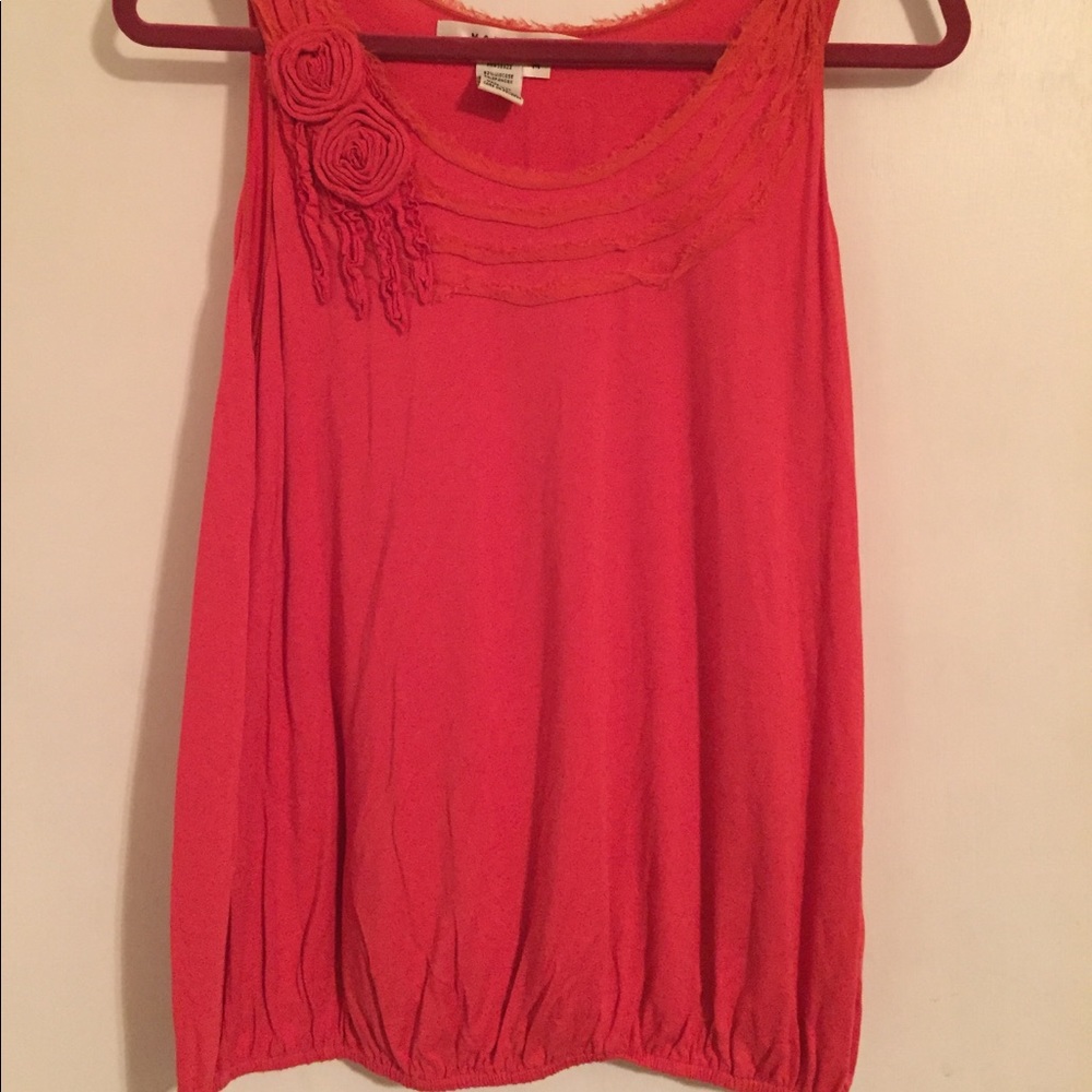 Sleeveless blouse